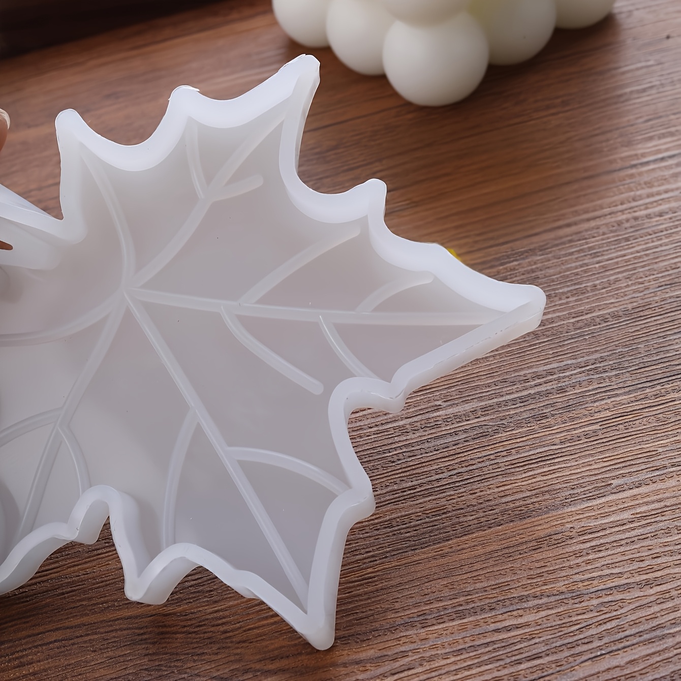 1PC Maple Leaf shaped Silicone - огляд і ціна Soap Making Guide For Beginners
