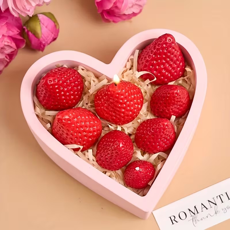 Strawberry Silicone Candle Mol - огляд і ціна Soap Making Guide For Beginners